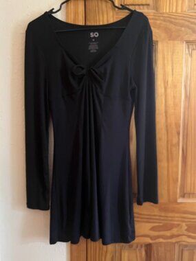 So Goods For Life Long Sleeve V Neck Black Dress, Medium